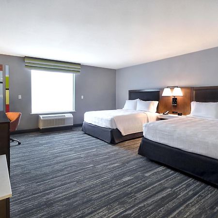 Hampton Inn & Suites Las Vegas Convention Center - No Resort Fee Εξωτερικό φωτογραφία
