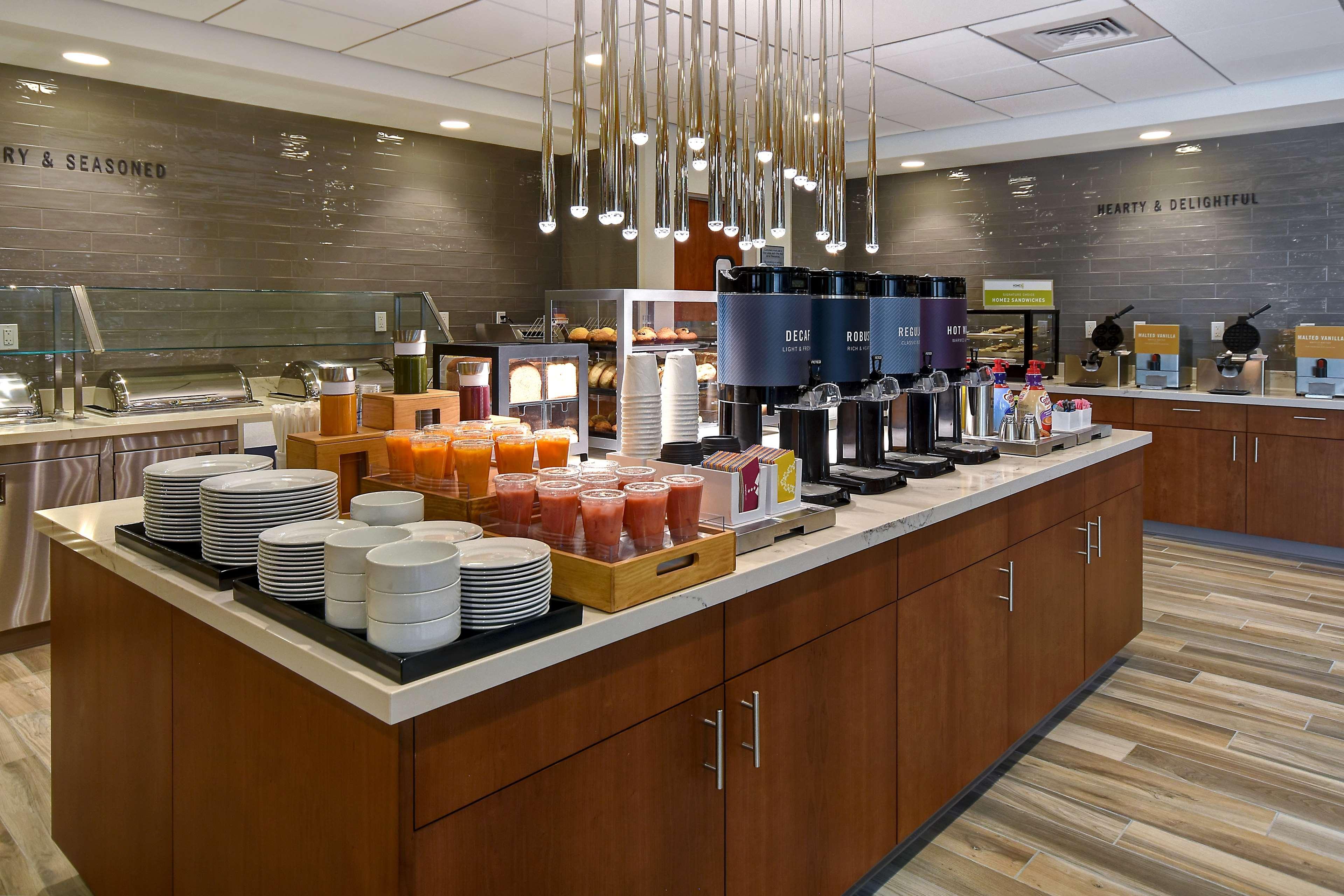 Hampton Inn & Suites Las Vegas Convention Center - No Resort Fee Εξωτερικό φωτογραφία