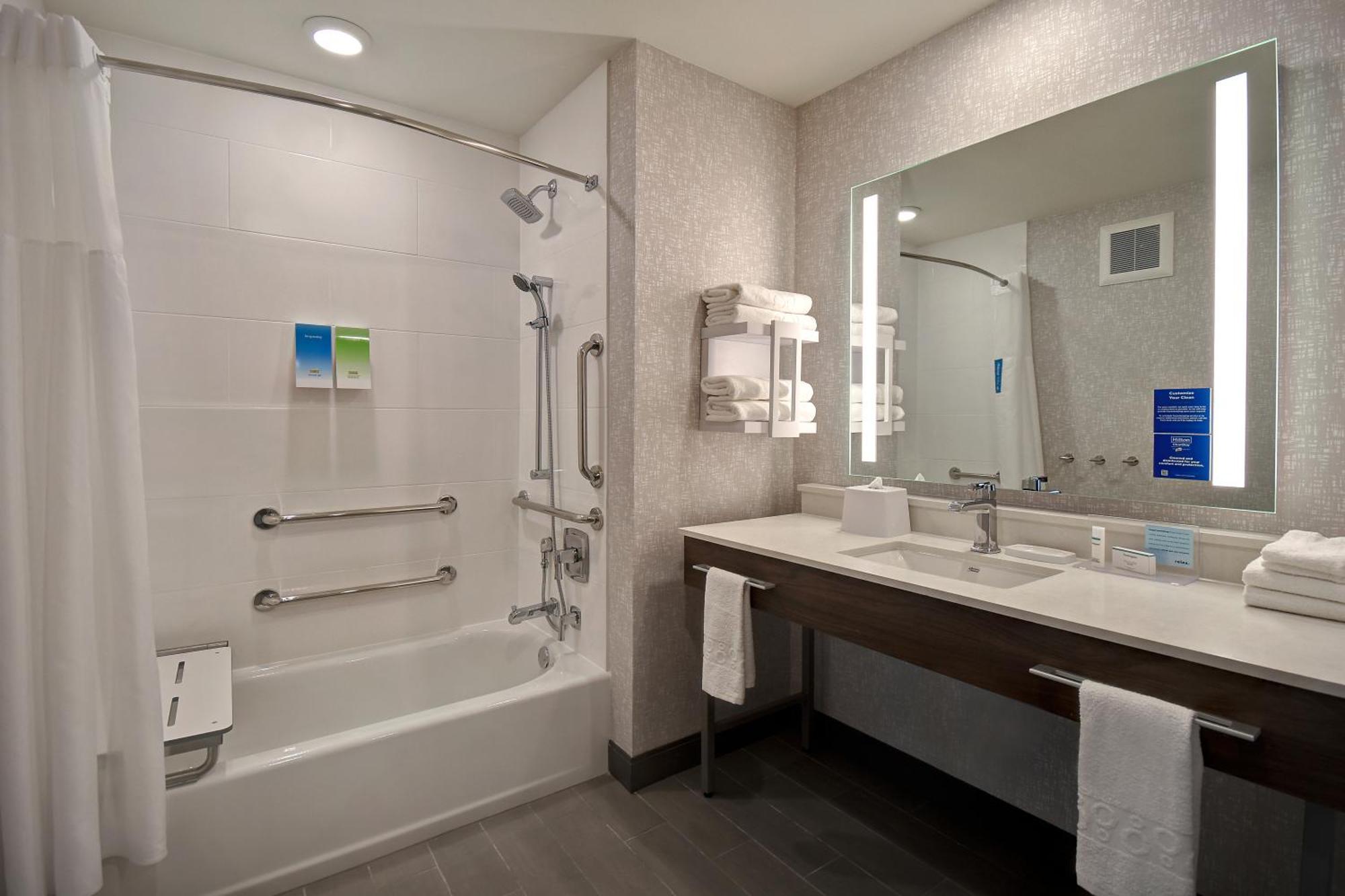 Hampton Inn & Suites Las Vegas Convention Center - No Resort Fee Εξωτερικό φωτογραφία